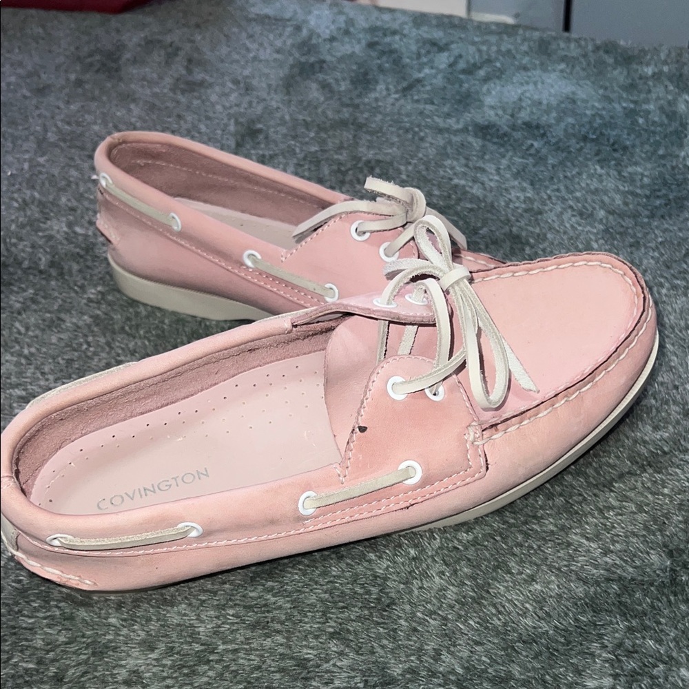 Covington Women's Light Pink Moccasins.